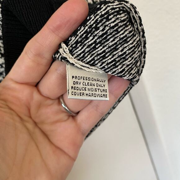 St. John Black and White Houndstooth Sweater Vest - Picture 4 of 10